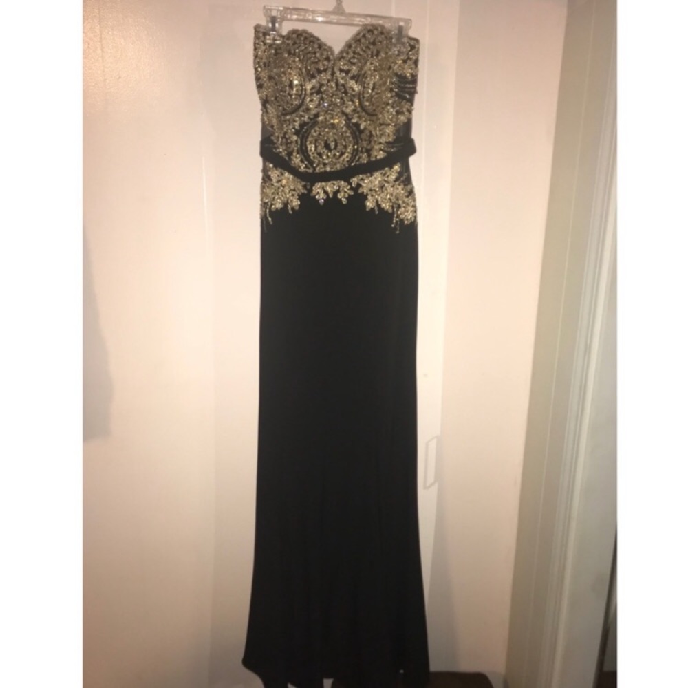 Women’s Formal Dress